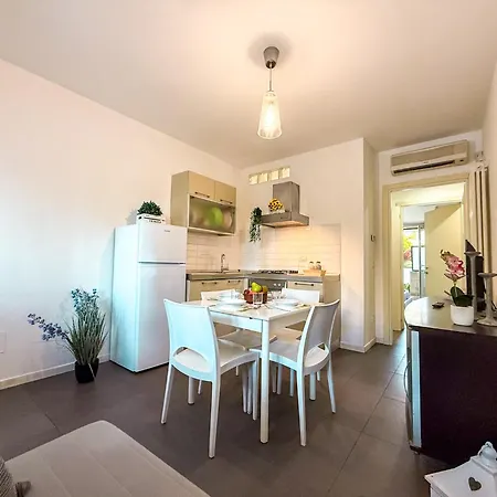 Lussemburgo Apartment, 1 Fila Mare Rif A688 阿斯科利港